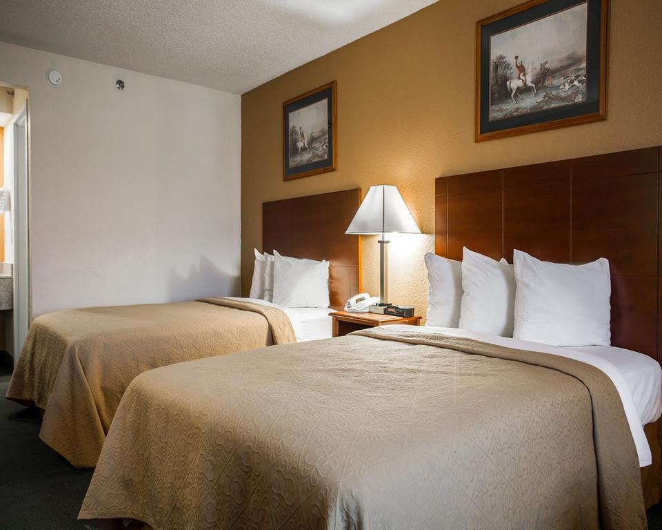 Quality Inn Айкън Екстериор снимка