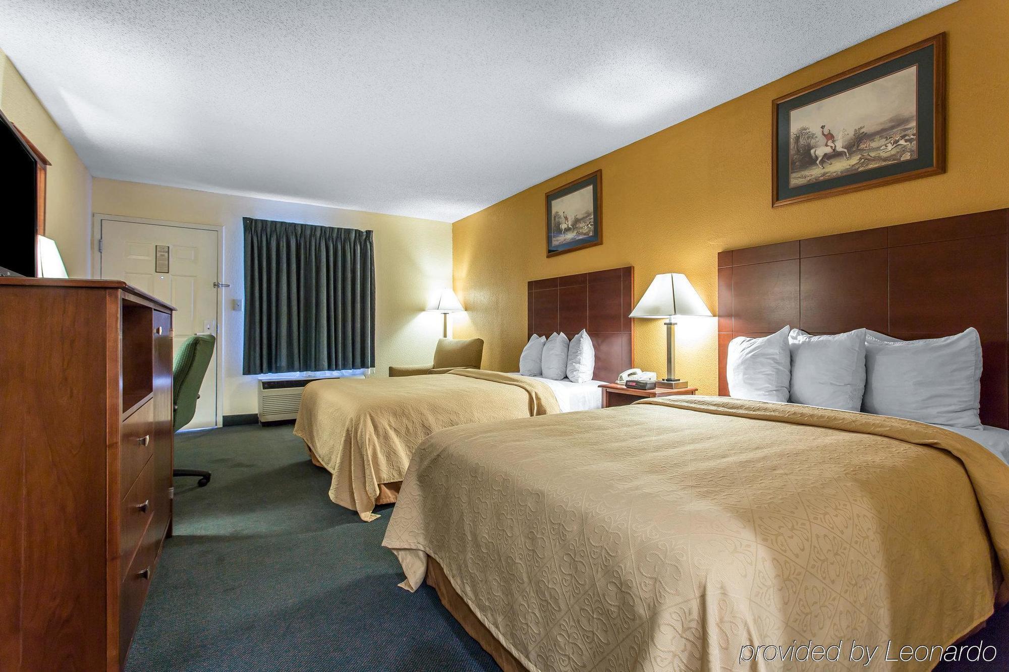 Quality Inn Айкън Екстериор снимка